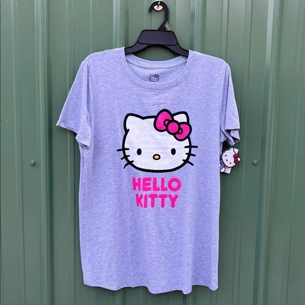 Women's Maternity Hello Kitty Graphic T-Shirt with Short Sleeves Size XL